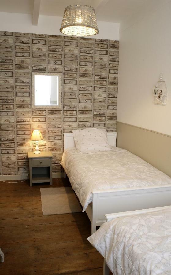 Au Coeur Des Vignes Bed and Breakfast Archiac Εξωτερικό φωτογραφία